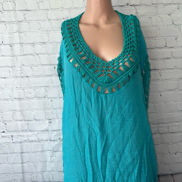 Turquoise Long top size one size fits all - Picture 2 of 11